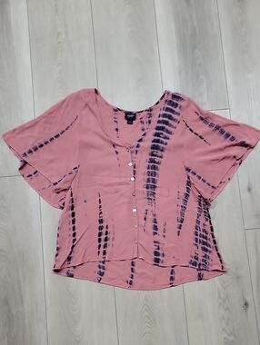 Daytrip Pink Tie-Dye Button Front Blouse